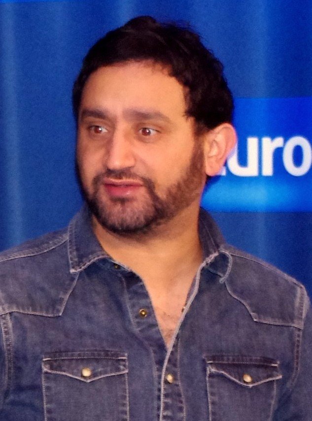 Cyril Hanouna argent